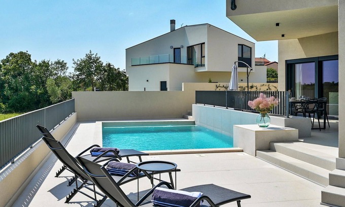 Vabriga House | Amazing home in Vabriga
