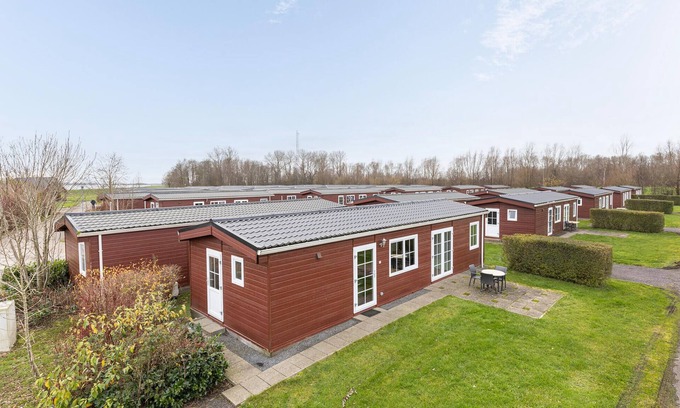Wagenborgen House | Amazing home in Wagenborgen with WiFi