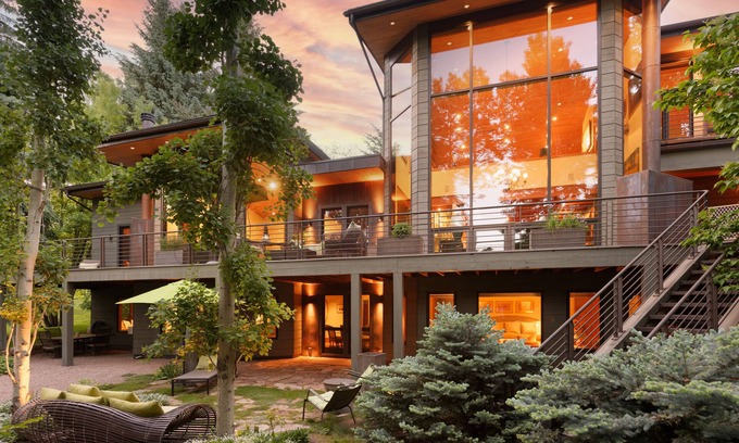 Aspen House | Amazing home with incredible indoor and outdoor space.