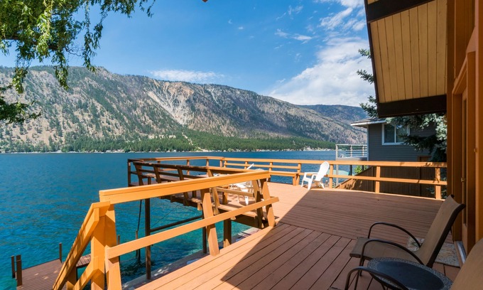 Helios Hills House | Amazing lakefront home with 140-feet of waterfront, WiFi, & enclosed yard