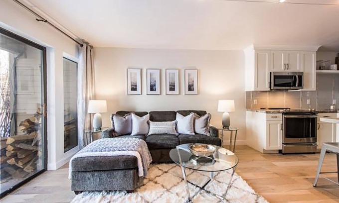 North Park City Condo | Amazing Location! Walk to ski lifts, stores, Main st, no parking or resort fees!
