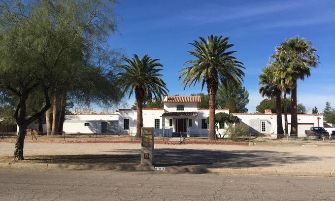 Tucson House | Amazing luxury rental in historic house in central tucson.
