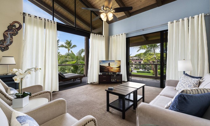 Kahaluu Bay Condo | Amazing Ocean View 2BR 2Bath with Modern AC. Beautifully Upgraded. KKSR 9-305