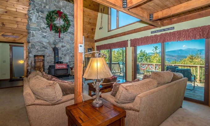 Jackson House | Amazing Panoramic Views of Mt Washington | Ski Mtns 🎿❄️🏂🌲🗻