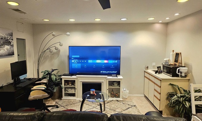 Franconia Apartment | Amazing place in Alexandria, VA