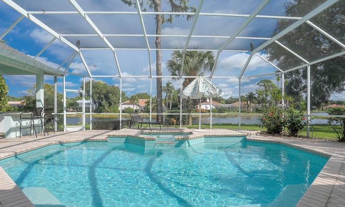 Palmer Ranch House | Amazing Pool, near Beach, Lakefront, Bahama Mama