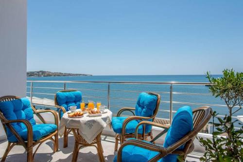 Ierapetra Apartment | Amazing Seafront Suite