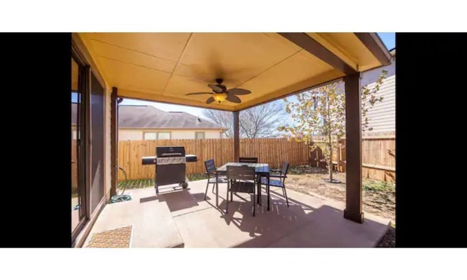 McKinney House | Amazing Spacious Home in the Middle of Everything!