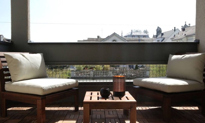 Hochschulen Apartment | Amazing studio in the city center (Art 10)
