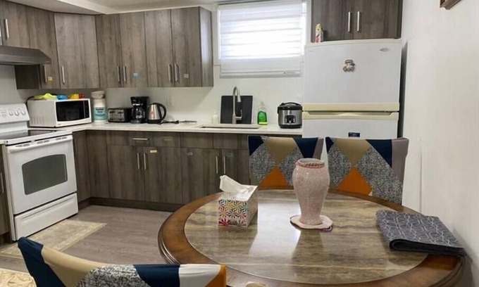 Saskatoon Apartment | Amazing Two Bedrooms full Suite in Prime Location