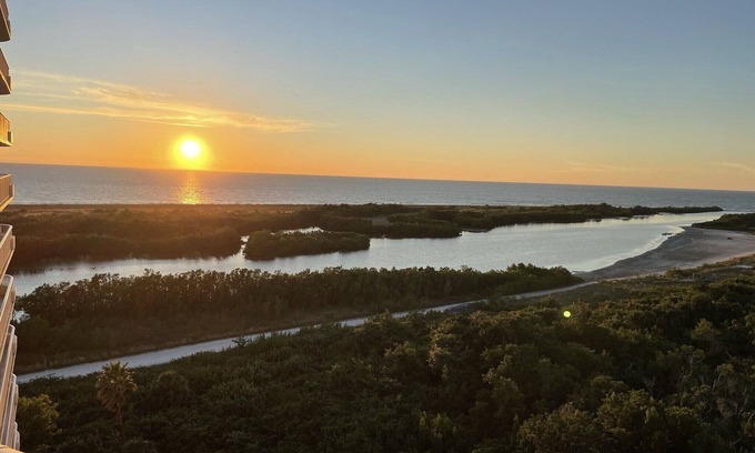 Marco Island Condo | Amazing Unobstructed Views of the Gulf of Mexico