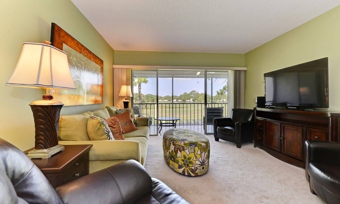 Plantation Condo | Amazing View - On Golf Course - Near Beaches, Shopping & Restaurants