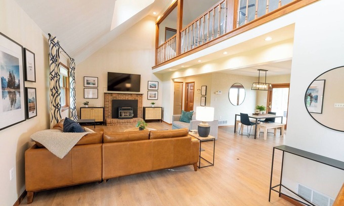 Laurelville Cabin | Amazing views, private location with great amenities