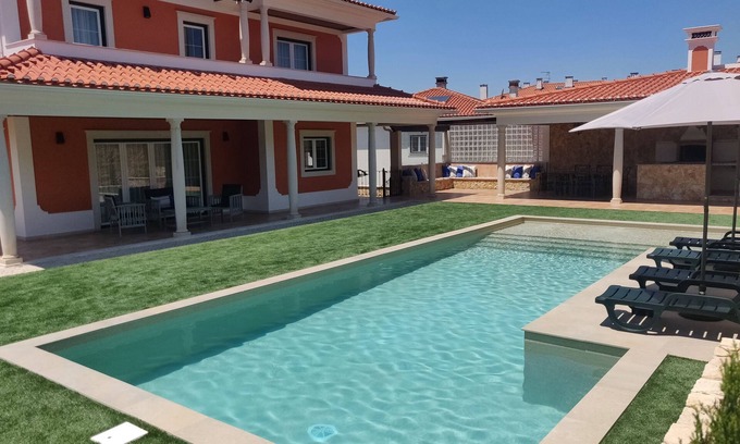 Nazare Villa | Amazing Villa with capacity for 8 people.