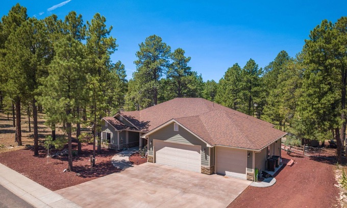 Williams House | Amazing Winter and Summer Golf Retreat in Williams Arizona