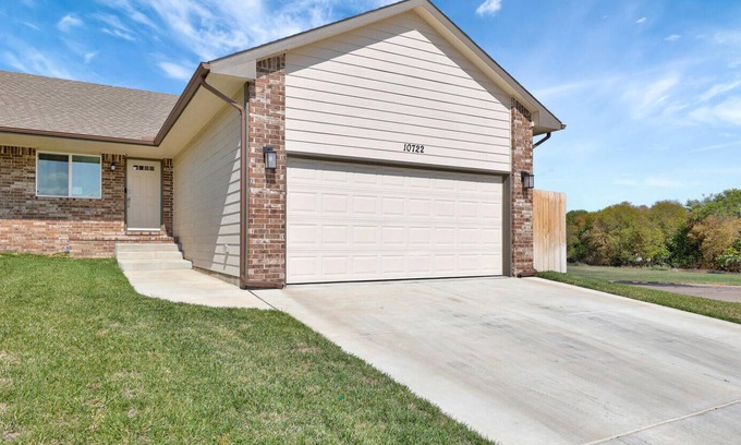 Wichita House | Amazingly modern, cozy home in the heart of Wichita,KS