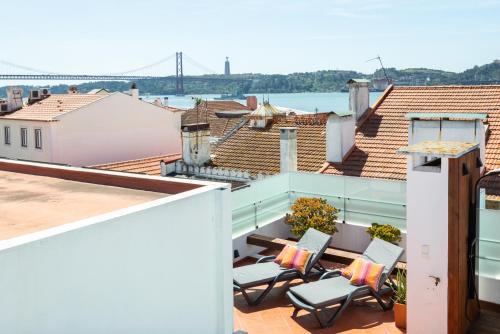 Belem Apartment | Ambassador River Shower Suites
