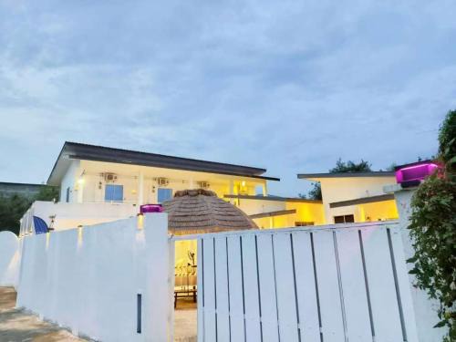 Semporna Bed & Breakfast | AMBERHOUSE 2