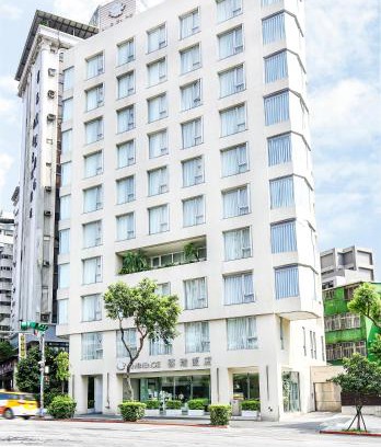 Zhongshan Hotel | Ambience Hotel Taipei