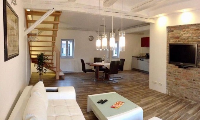 Old Town Apartment | Ambiente