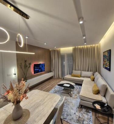 Tirana Apartment | Amelia Apartment 2BR-2BA New Boulevard