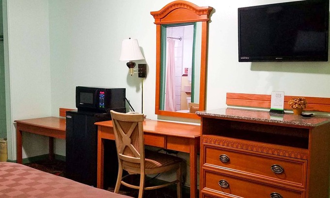 Childress Hotel | American Inn And Suites Childress