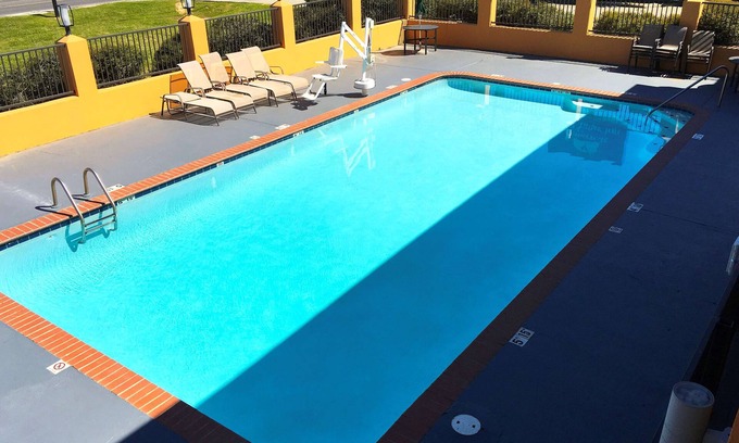 Denham Springs Hotel | Americas Best Value Inn Denham Springs Baton Rouge