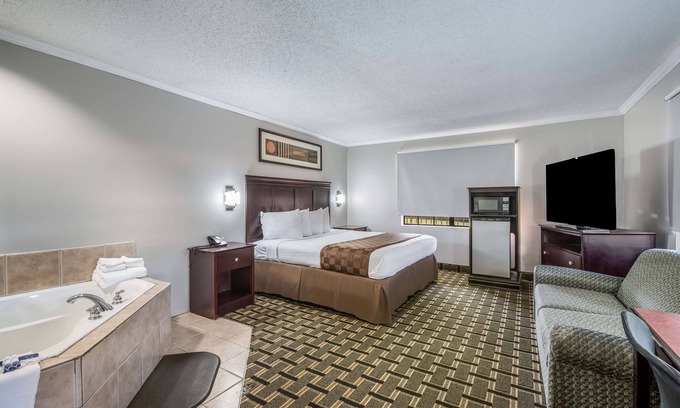 Caddo Valley Hotel | Americas Best Value Inn & Suites Arkadelphia