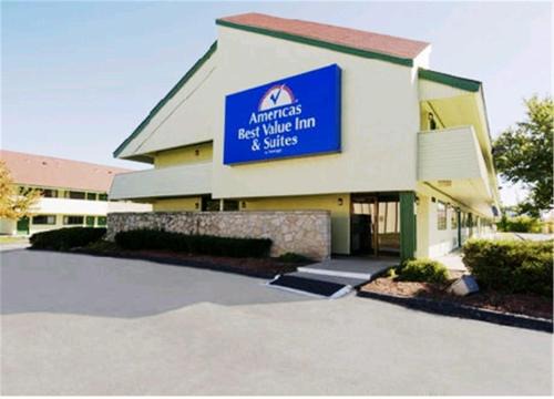 Independence Hotel | Americas Best Value Inn Kansas City East - Independence