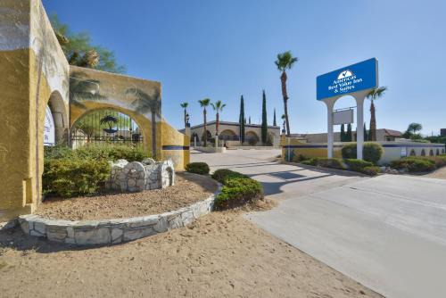 Yucca Valley Hotel | Americas Best Value Inn and Suites -Yucca Valley