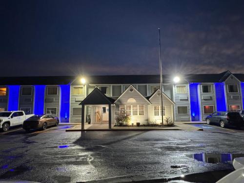 Ada Hotel | Americas Best Value Inn and Suites Ada