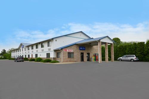 Champaign Hotel | Americas Best Value Inn Champaign