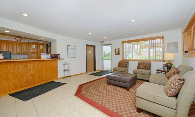 Charlotte Hotel | Americas Best Value Inn Charlotte, MI