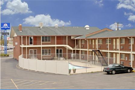 Evans Hotel | Americas Best Value Inn Greeley