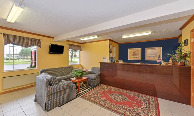 Maumee Hotel | Americas Best Value Inn Maumee Toledo