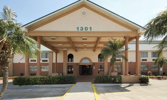 Pharr Hotel | Americas Best Value Inn Pharr/McAllen