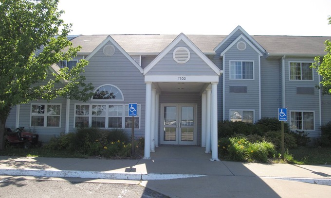 Maryville Hotel | Americas Best Value Inn & Suites Maryville