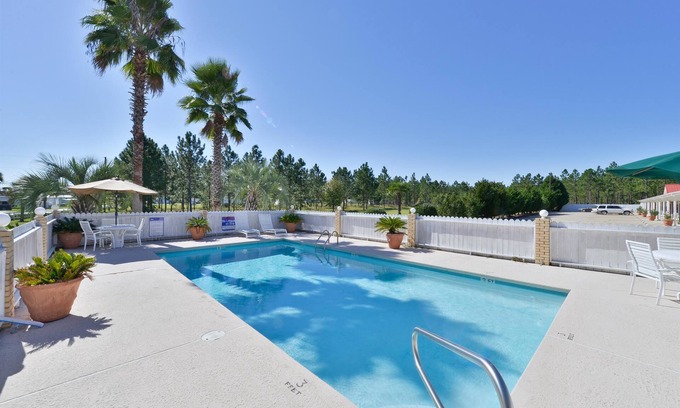 Hazlehurst Hotel | Americas Best Value Inn Hazlehurst, GA