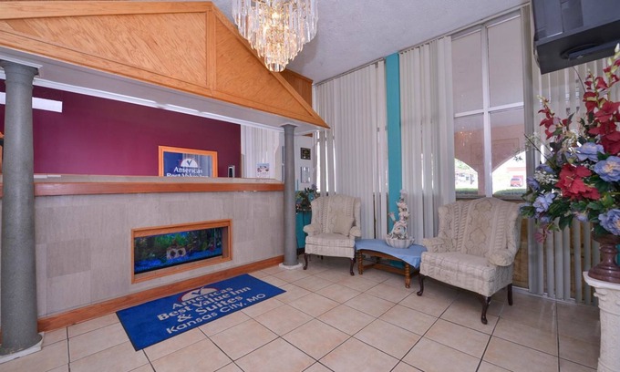 South Kansas City Hotel | Americas Best Value Inn & Suites Kansas City
