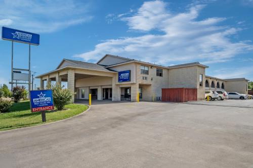 Midlothian Hotel | Americas Best Value Inn Midlothian