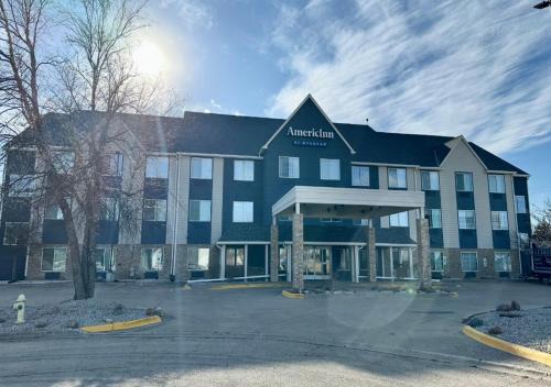 Galesburg Hotel | AmericInn by Wyndham, Galesburg, IL