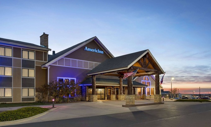 Laramie Hotel | AmericInn by Wyndham Laramie Near University of Wyoming