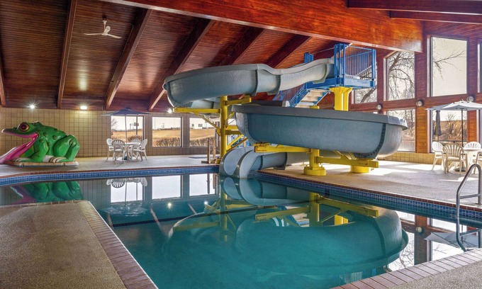 Shakopee Hotel | AmericInn by Wyndham Shakopee Near Canterbury Park