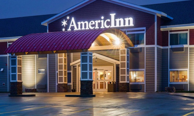 Sibley Hotel | AmericInn by Wyndham Sibley