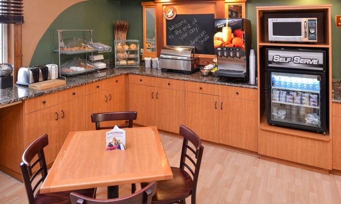 St. Cloud Hotel | AmericInn by Wyndham St. Cloud MN I-94