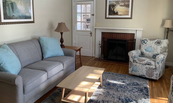 Ames House | Ames charmer close to Iowa State
