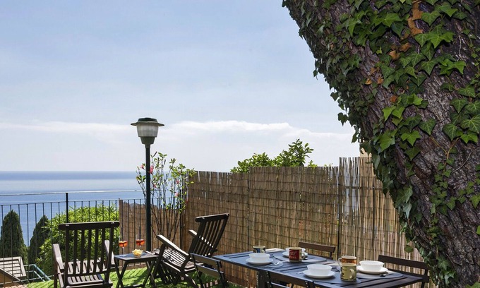 Nervi Apartment | Amiâ o Mâ by Wonderful Italy