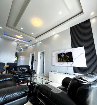 Gitarama Apartment | Amici