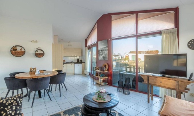 Lemmer House | Amicitia