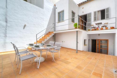 El Arenal House | Amilcar House by Slow Villas
